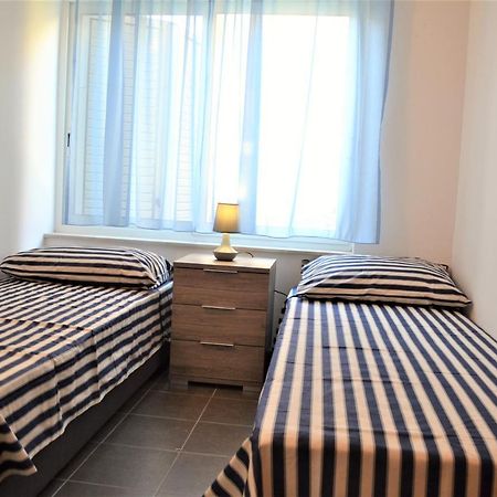 Apartment Daniela Срима Екстериор снимка